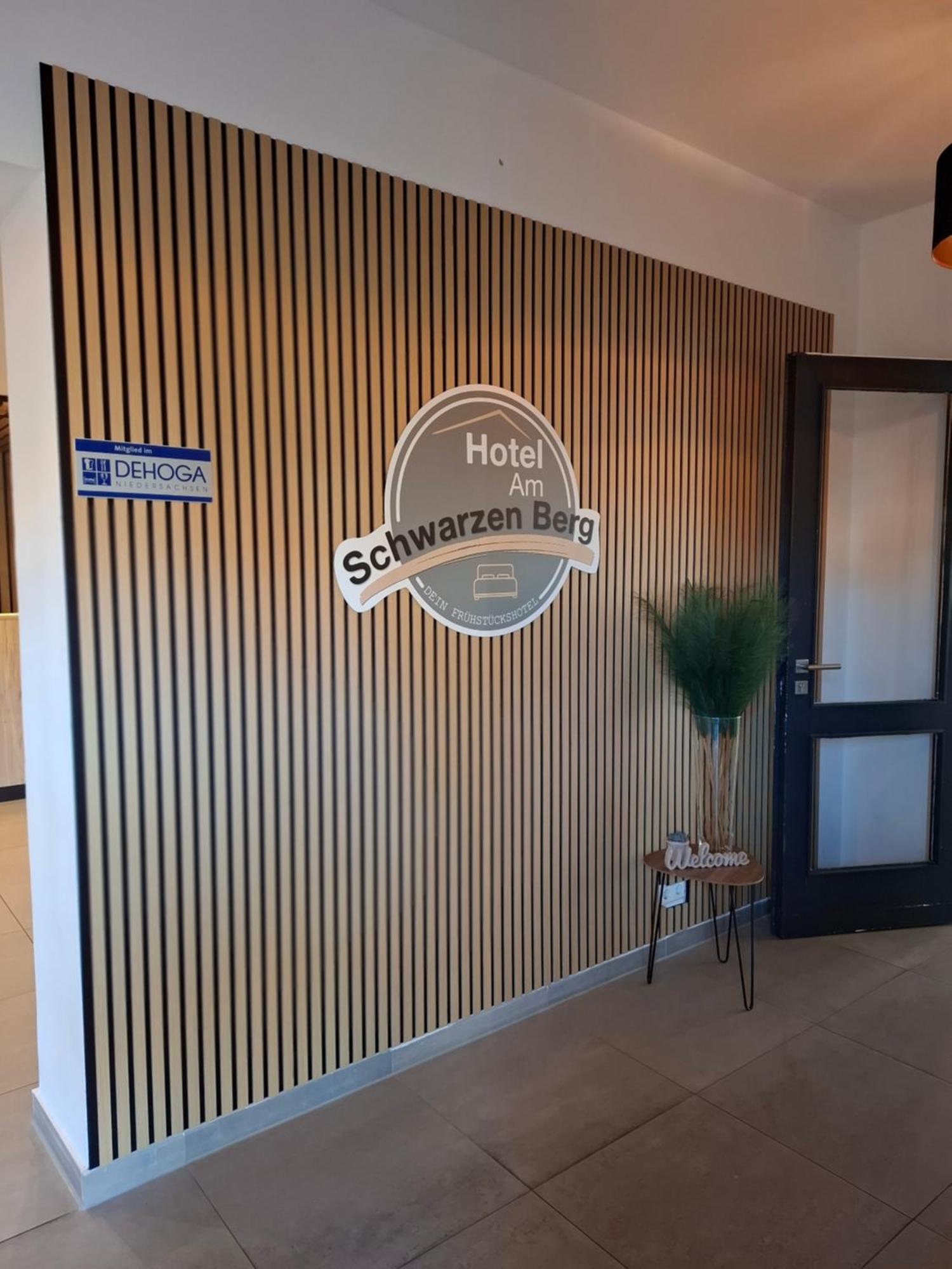 Hotel Am Schwarzen Berg Stade Exteriör bild