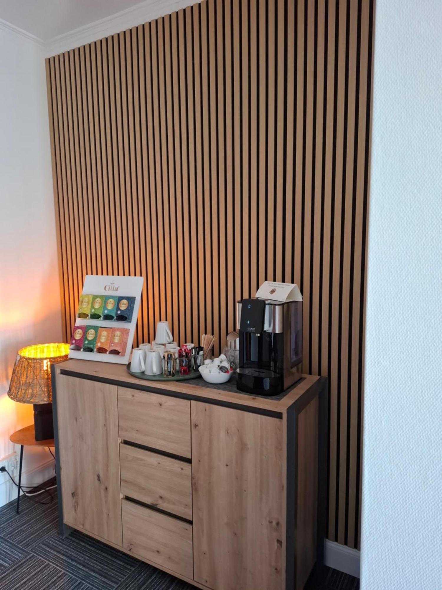 Hotel Am Schwarzen Berg Stade Exteriör bild